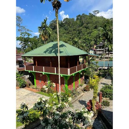Rain Forest Guest House And Jungle Trekking Букит Лаванг Екстериор снимка