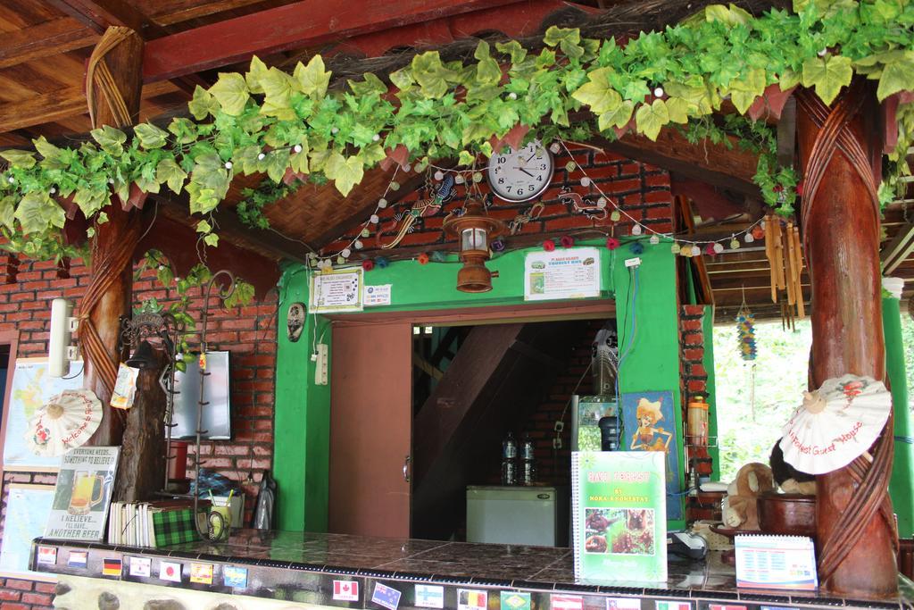 Rain Forest Guest House And Jungle Trekking Букит Лаванг Екстериор снимка
